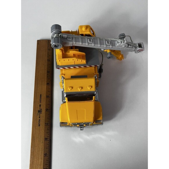 DRIVEN by Battat – 7" Micro Crane Yellow Truck Toy Kids - Picture 8 of 8